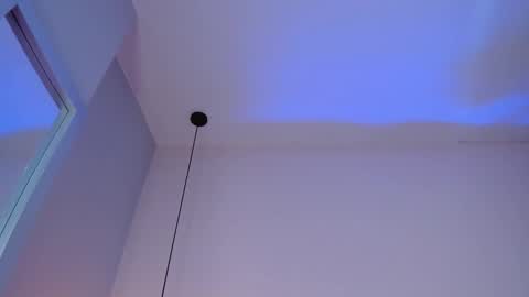 Sabrina Warren online show from 09/10/25, 01:05