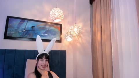 Sabrina Warren online show from 10/15/25, 01:50