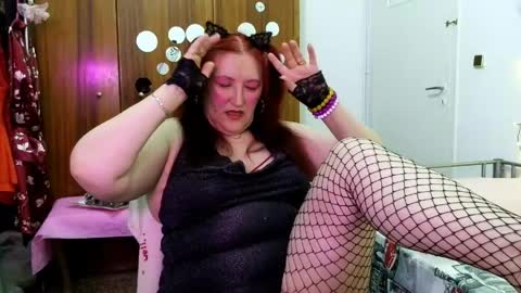 Snapshot of sabrinaxlovess chatting on 05/22/26, 05:18 SabrinaXlovess online show from 05/22/26, 05:18