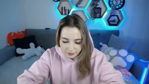 Sabrina Violet online show from 02/07/25, 12:06