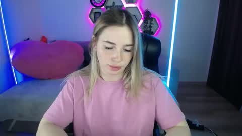 Sabrina Violet online show from 09/30/25, 08:08