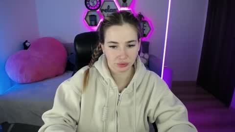 Sabrina Violet online show from 02/03/26, 09:03