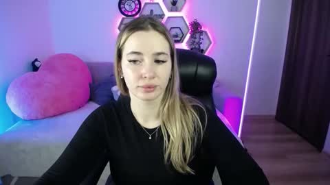 Sabrina Violet online show from 02/09/26, 09:02