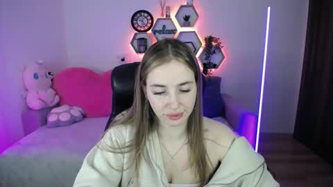 Sabrina Violet online show from 04/14/26, 08:09