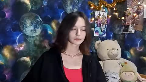 Adele online show from 03/18/26, 08:06