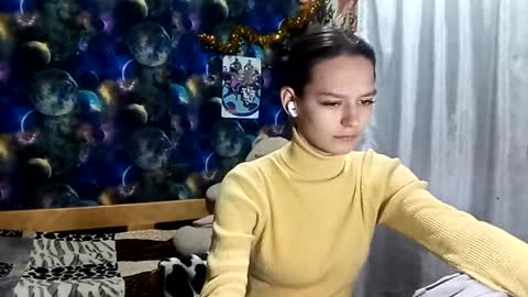 Adele online show from 04/18/26, 08:29