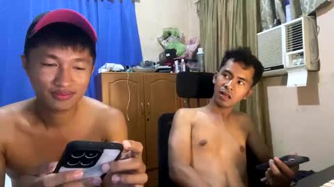 Sachu01 online show from 04/19/26, 09:19