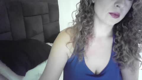 sacrletardiente online show from 02/06/25, 11:58