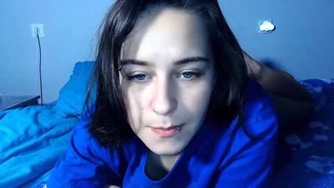 Snapshot of sademoface chatting on 01/15/25, 03:22 pluto online show from 01/15/25, 03:22