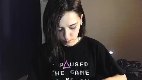 Snapshot of sademoface chatting on 02/17/25, 07:42 pluto online show from 02/17/25, 07:42