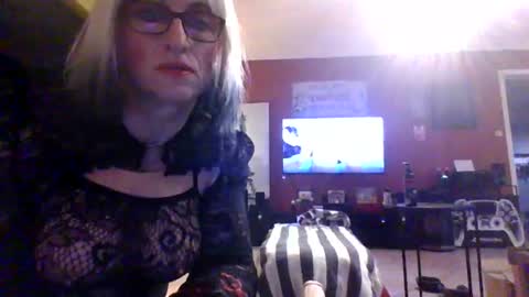 Snapshot of sadiacrossdresser chatting on 06/28/26, 07:53 sadiacrossdresser online show from 06/28/26, 07:53