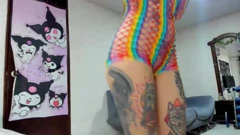    online show from 11/06/25, 12:33