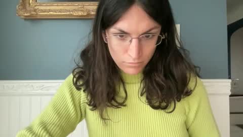 Sadie online show from 01/01/25, 11:51