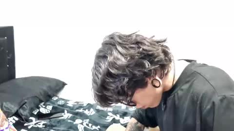 sadistic cave online show from 02/10/25, 01:57