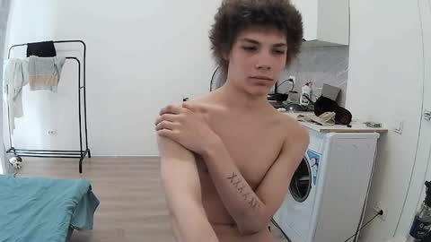 Snapshot of sadvetements chatting on 06/06/26, 09:36 sadvetements online show from 06/06/26, 09:36