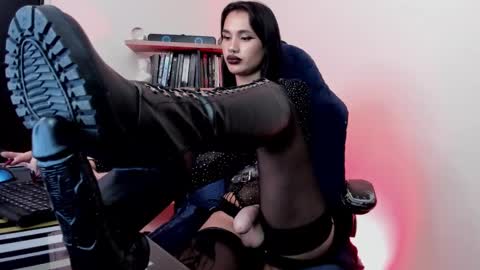 Aly independent model online show from 02/25/25, 08:51