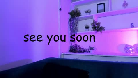 Snapshot of saelivrae chatting on 06/06/26, 11:37 Cami online show from 06/06/26, 11:37