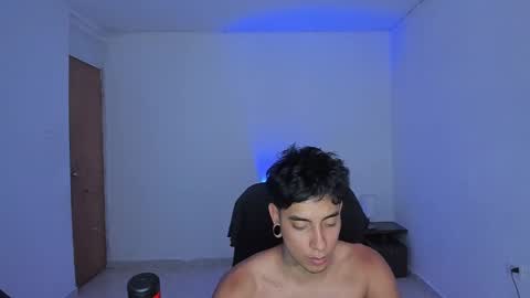 saenz_hotx online show from 10/13/25, 09:37