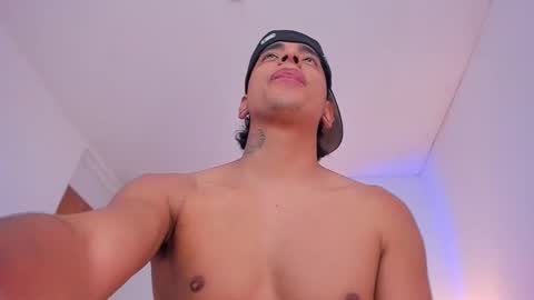 saenz_hotx online show from 10/17/25, 10:34