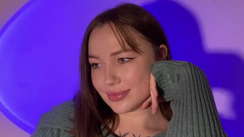 Snapshot of safeconversation chatting on 04/07/26, 04:07 Sasha online show from 04/07/26, 04:07