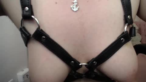 Snapshot of safyka chatting on 03/12/25, 06:00 SAFYKA online show from 03/12/25, 06:00