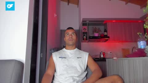 Snapshot of sag_1998 chatting on 01/15/25, 02:06 Sag online show from 01/15/25, 02:06