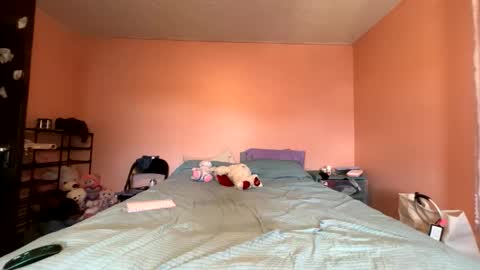 Snapshot of sage142025 chatting on 04/27/26, 12:36 lesbian Dom sub roleplay nudist bbw online show from 04/27/26, 12:36