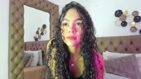 Cattleya online show from 02/04/25, 11:05