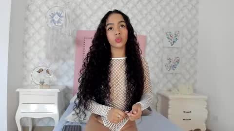 Cattleya online show from 03/12/25, 11:53