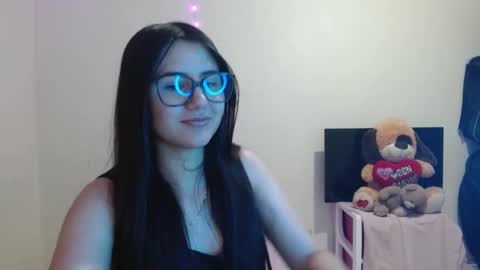 Sahaliefox  online show from 10/07/25, 11:13