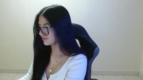 Snapshot of sahaliefox_ chatting on 05/08/26, 09:31 Sahaliefox online show from 05/08/26, 09:31