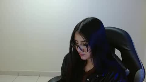 Snapshot of sahaliefox_ chatting on 05/11/26, 09:45 Sahaliefox online show from 05/11/26, 09:45