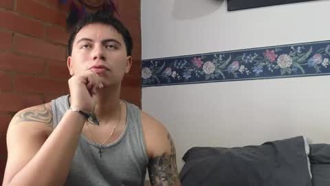 Snapshot of sahara_n_thiago chatting on 05/12/26, 12:13 Sahara y Thiago online show from 05/12/26, 12:13