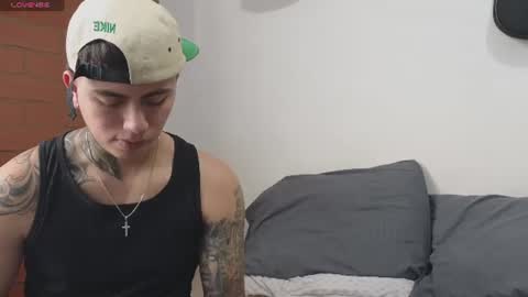 Snapshot of sahara_n_thiago chatting on 06/10/26, 11:53 Sahara y Thiago online show from 06/10/26, 11:53