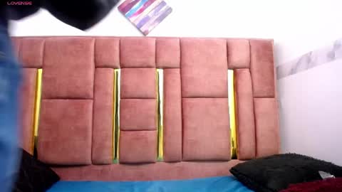 sara online show from 03/22/26, 03:21