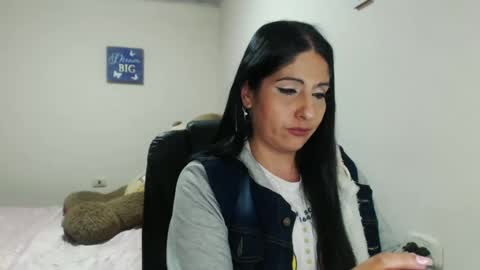 Karina online show from 03/05/25, 02:03