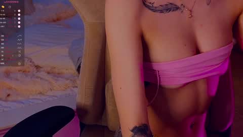 Snapshot of saillise chatting on 12/15/24, 11:53 Sofia online show from 12/15/24, 11:53