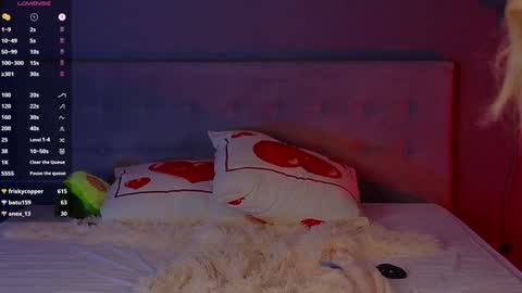 Snapshot of saillise chatting on 01/29/25, 11:14 Sofia online show from 01/29/25, 11:14