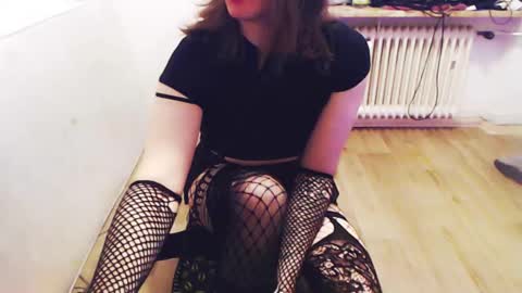 Angel Dust online show from 02/07/26, 09:24