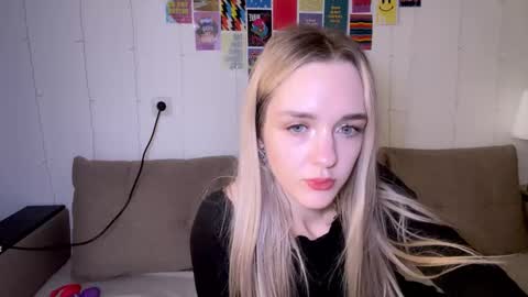 Sofia online show from 02/25/25, 03:05