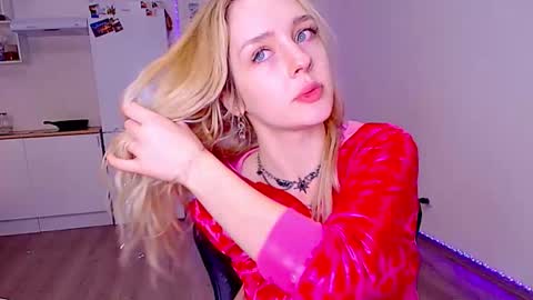 Sofia online show from 02/28/26, 01:39