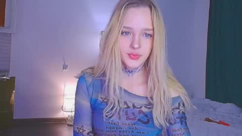 Sofia online show from 04/21/26, 07:39