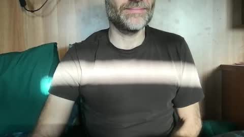 saint009 online show from 11/17/25, 11:27