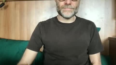 saint009 online show from 04/25/26, 11:57