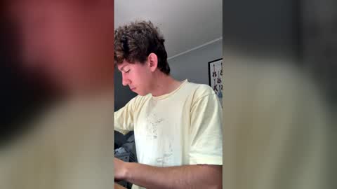 saint_nott online show from 04/19/26, 03:33