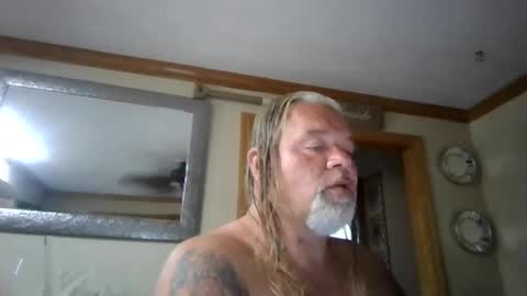 Snapshot of saintbeenadick chatting on 07/04/26, 09:32 saintbeenadick online show from 07/04/26, 09:32