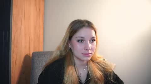 Ariel online show from 05/15/26, 08:27