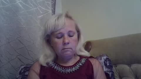 sakura_blonde online show from 12/25/24, 11:42