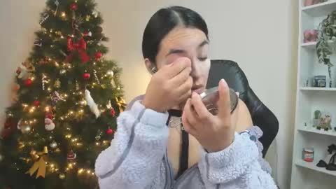 Sakura Harper online show from 12/17/25, 05:57