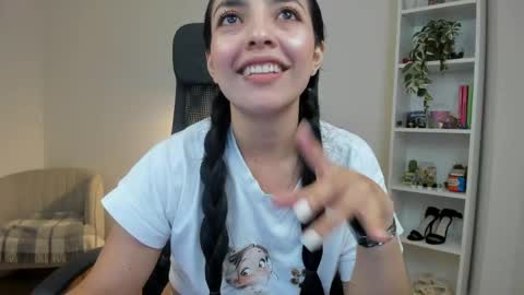 Snapshot of sakura_harper chatting on 06/05/26, 06:20 Sakura Harper online show from 06/05/26, 06:20
